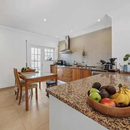 Casa Leonor, Stunning 3 Bedroom In Villa Carvoeiro (Lagoa)