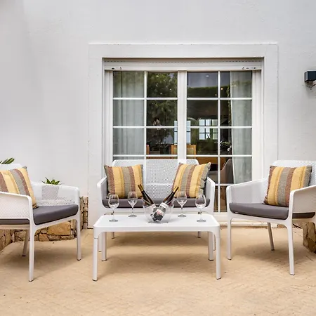 Casa Leonor, Stunning 3 Bedroom In Villa Carvoeiro (Lagoa)