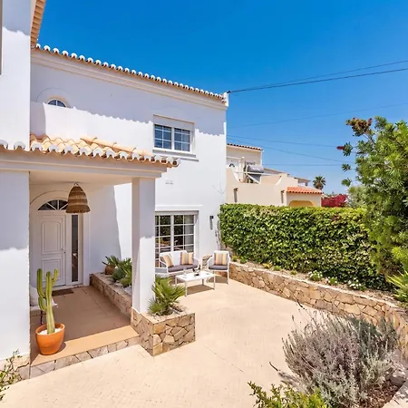 Villa Casa Leonor, Stunning 3 Bedroom In *