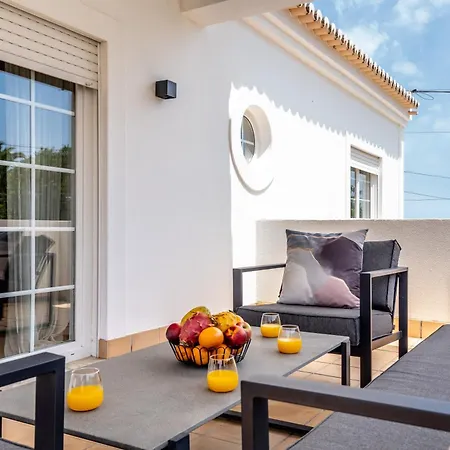 Casa Leonor, Stunning 3 Bedroom In Carvoeiro (Lagoa)