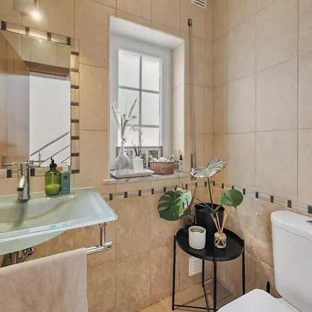Casa Leonor, Stunning 3 Bedroom In * קארבואירו